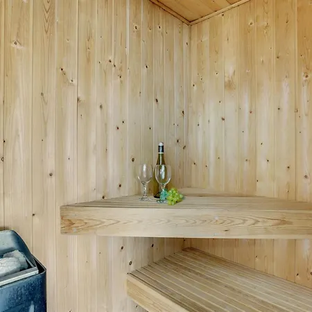 Aasta - 250m From The Sea By Interhome 別荘